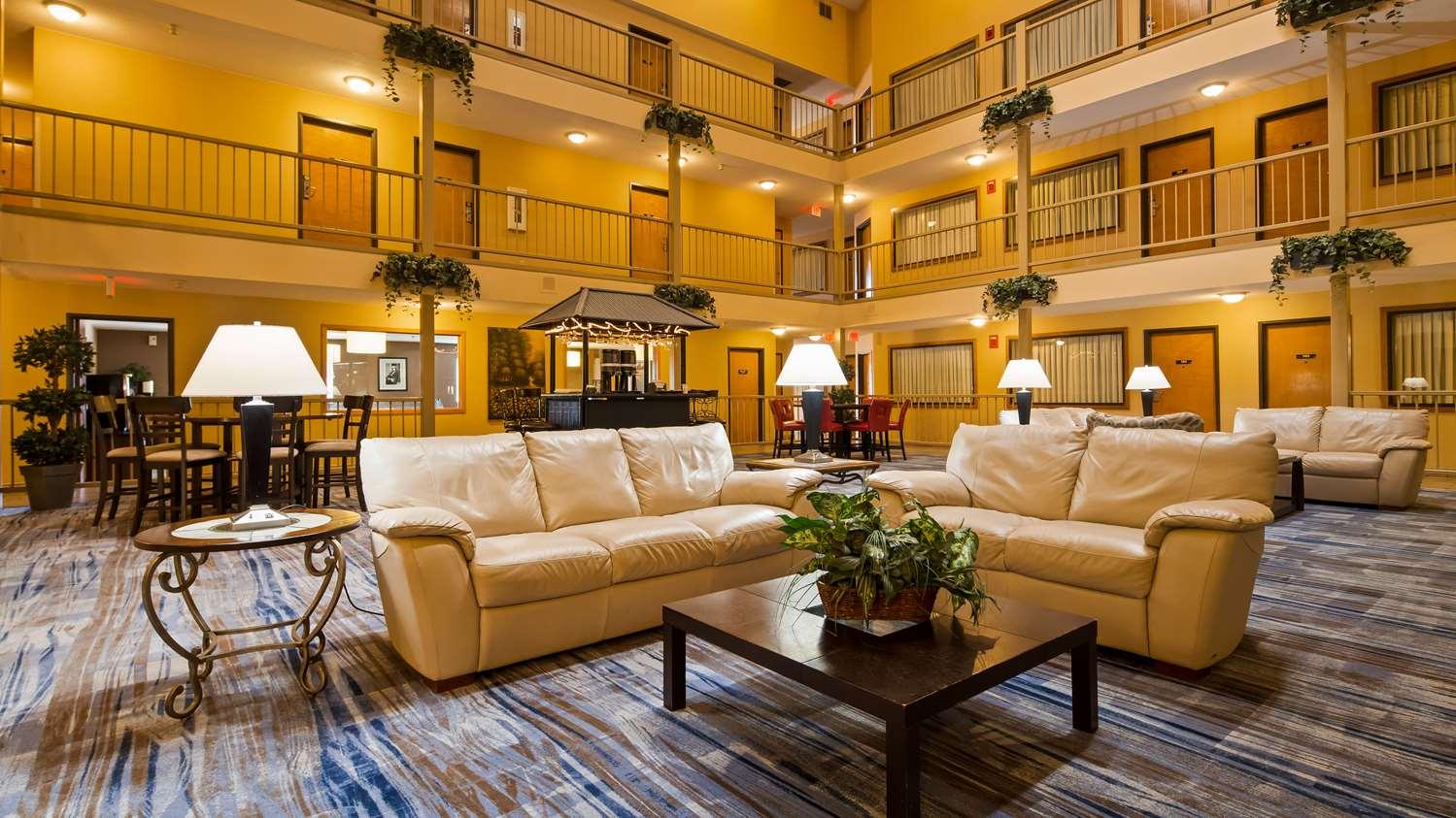 Best Western On The River Ханибал Екстериор снимка