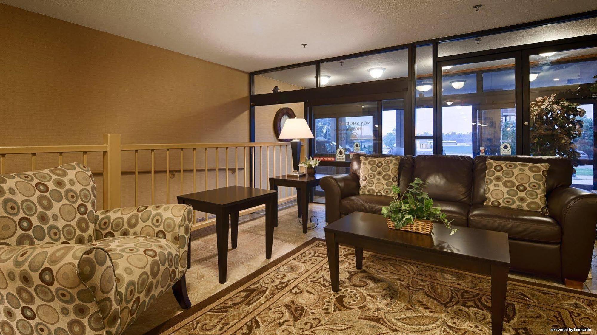 Best Western On The River Ханибал Екстериор снимка