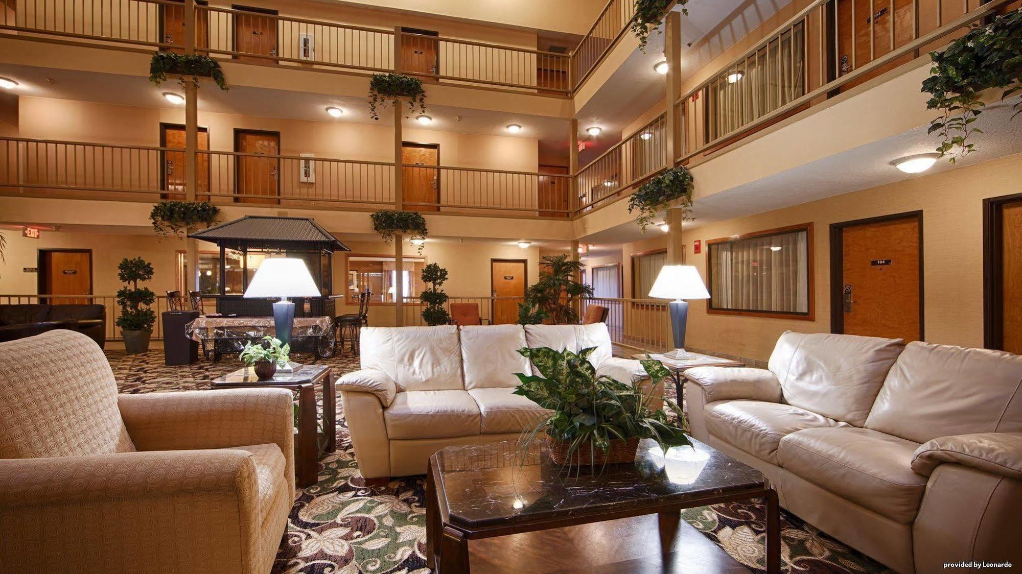 Best Western On The River Ханибал Екстериор снимка